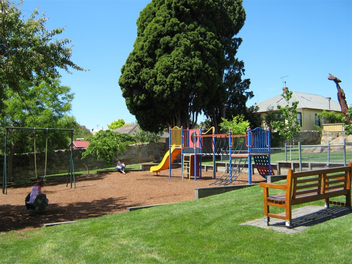 Friends-Park-Playground-Medium.jpg
