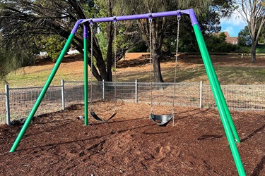 Fairfield Playground swings