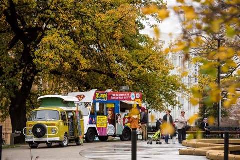 Mobile food businesses and food trucks