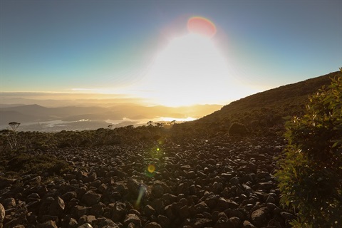 kunanyi-mt-wellington-heliops-31032017.jpg