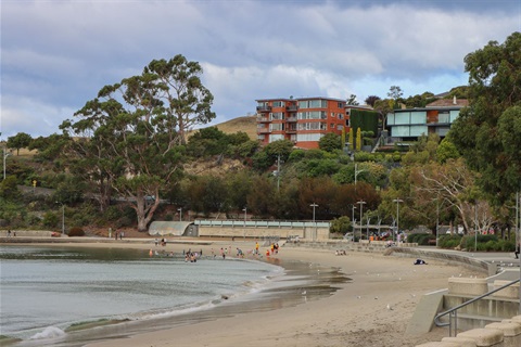 Long-Beach-Sandy-Bay.jpg