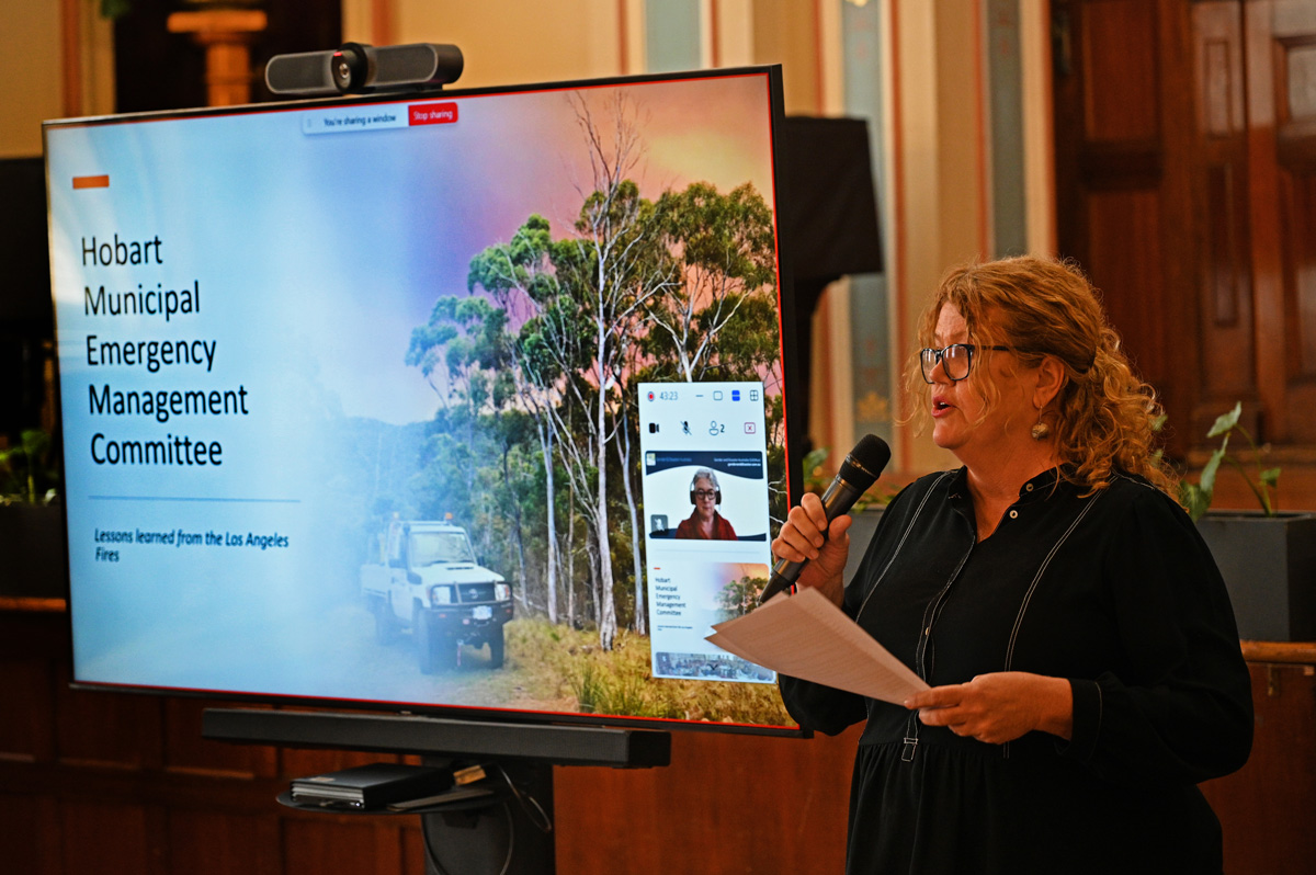 Lord Mayor Anna Reynolds