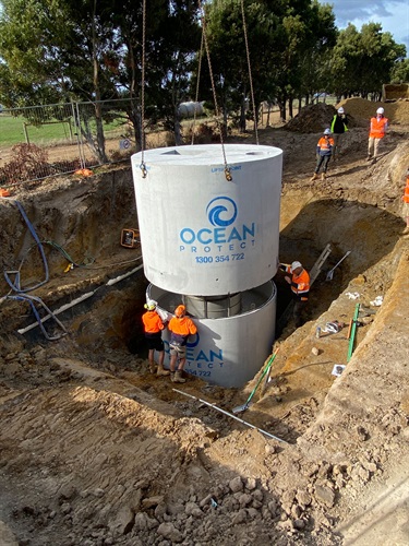 Gross pollutant trap