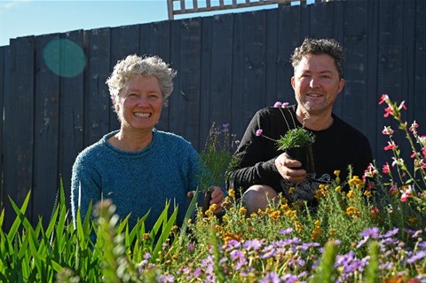 Nature strip plants give away launch 2025 June 5 - JS1_7413.jpg